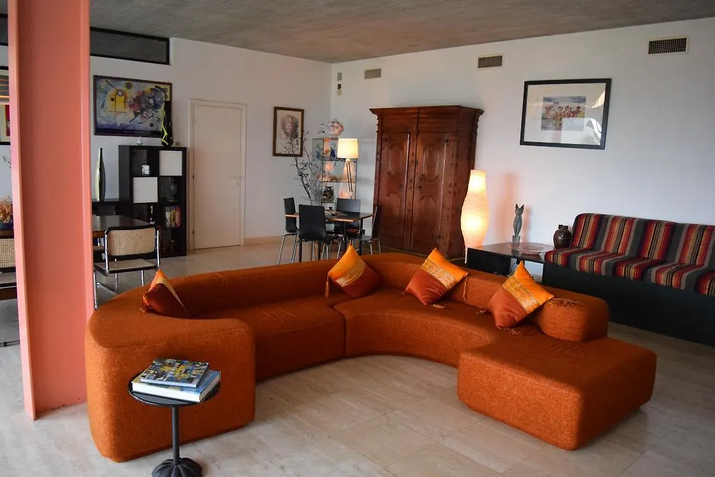 The Flying House Guest House Camaiore Italy